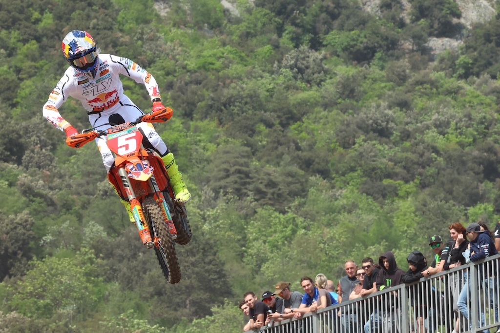 MXGP of Trentino Dominio Coenen in qualifica, bene Adamo e Lata